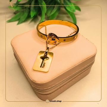 Virsah Gold Key Pendant Bracelet & Necklace Set