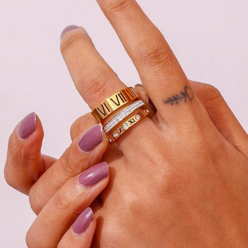 Adjustable Women’s Silver Ring with Classic Design