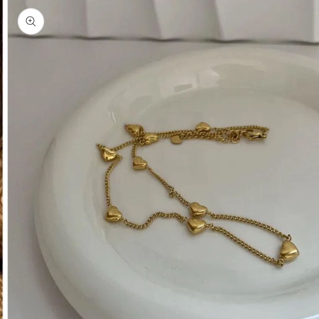 Minimalist Gold Necklace – Simple Yet Elegant for Women