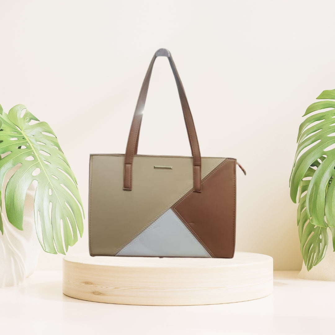 Trendy Crossbody Bag for Travel & Everyday Use